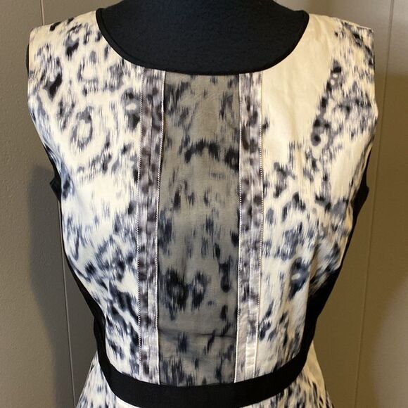 Elite Tahari 2 Antoinette Sheath Midi Dress Sleeveless Back Zipper and Button - Picture 2 of 7